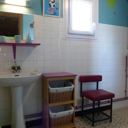Familiale Avec Mini-ferme Et Activites Pour Enfants - Fr-1-489-121 Holiday home Saligny-sur-Roudon